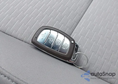 2021 Hyundai Tucson Value из США, поврежденный, VIN KM8J3CA49MU393862